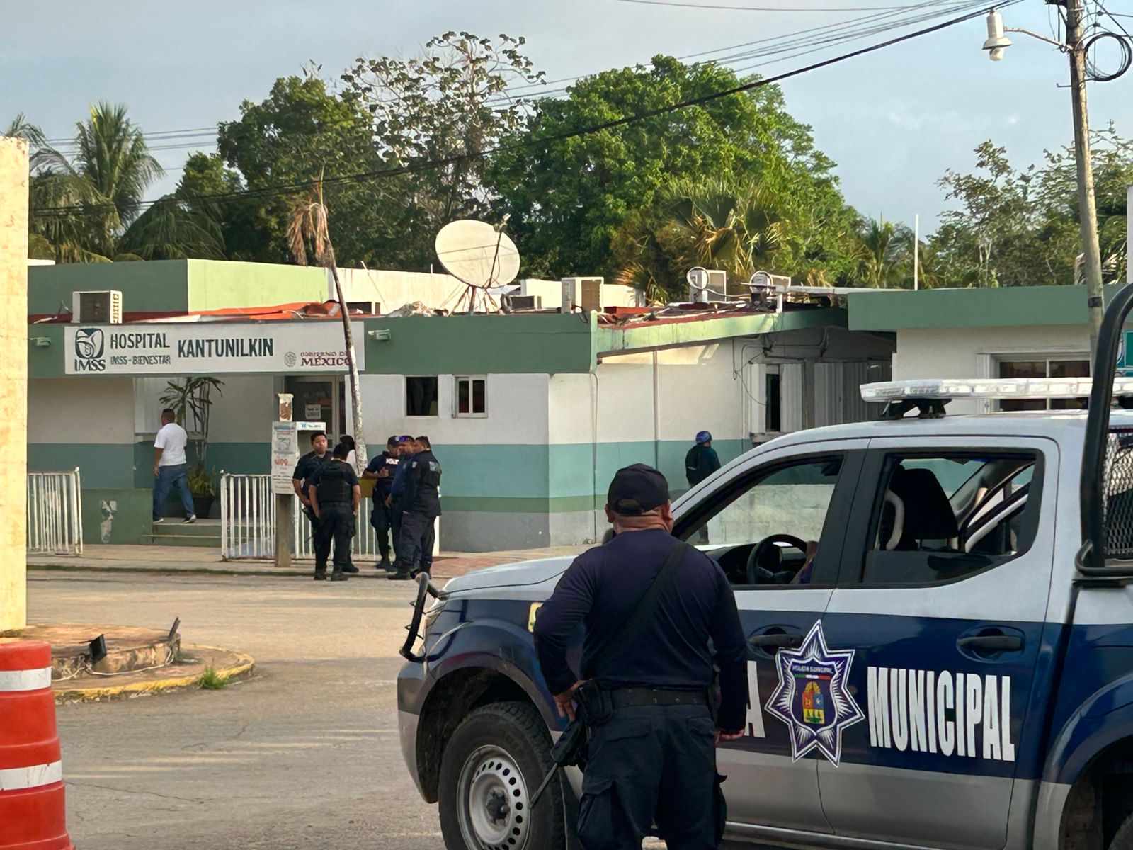 cuatro-policias-resultan-golpeados-en-presunto-levanton-en-kantunilkin-2