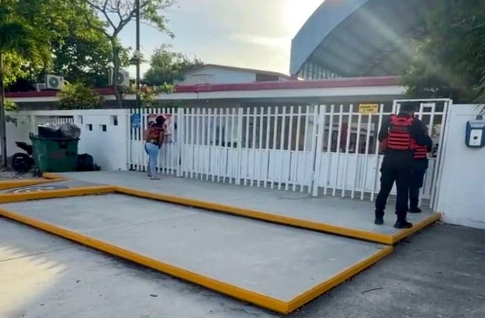 estudiantes-intoxicados-playa-del-carmen-llegan-a-hospital-2