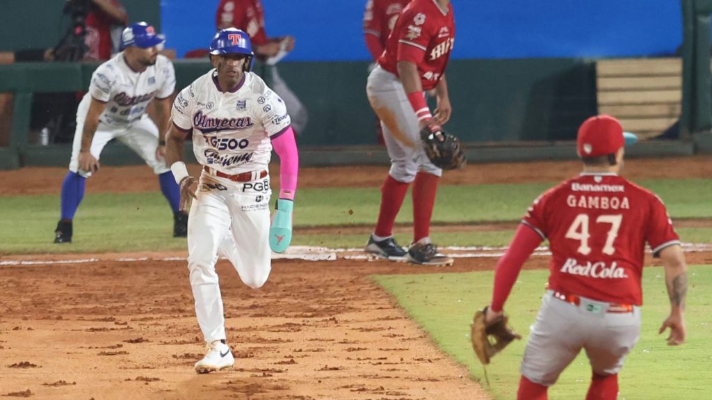 olmecas-de-tabasco-vencen-4-2-a-diablos-rojos-mexico-2
