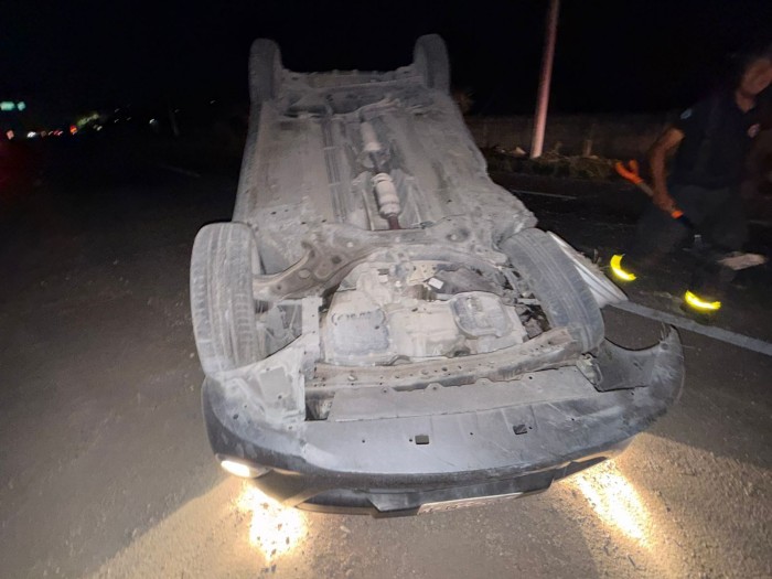 volcadura-playa-del-carmen-deja-conductor-grave-tras-exceso-de-velocidad-y-alcohol-2