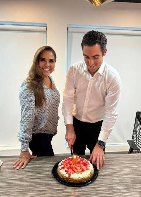 Enamorados del poder y del dinero