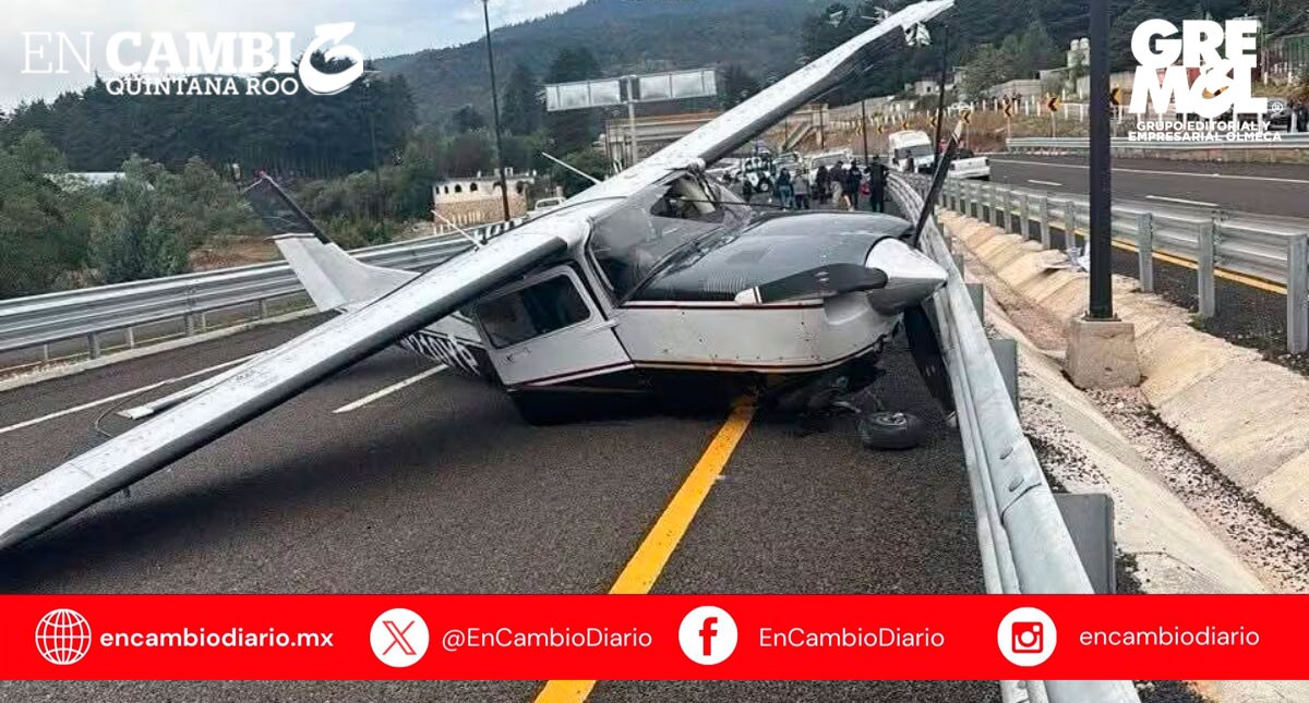 Avioneta aterriza de emergencia sobre nueva autopista en Hidalgo