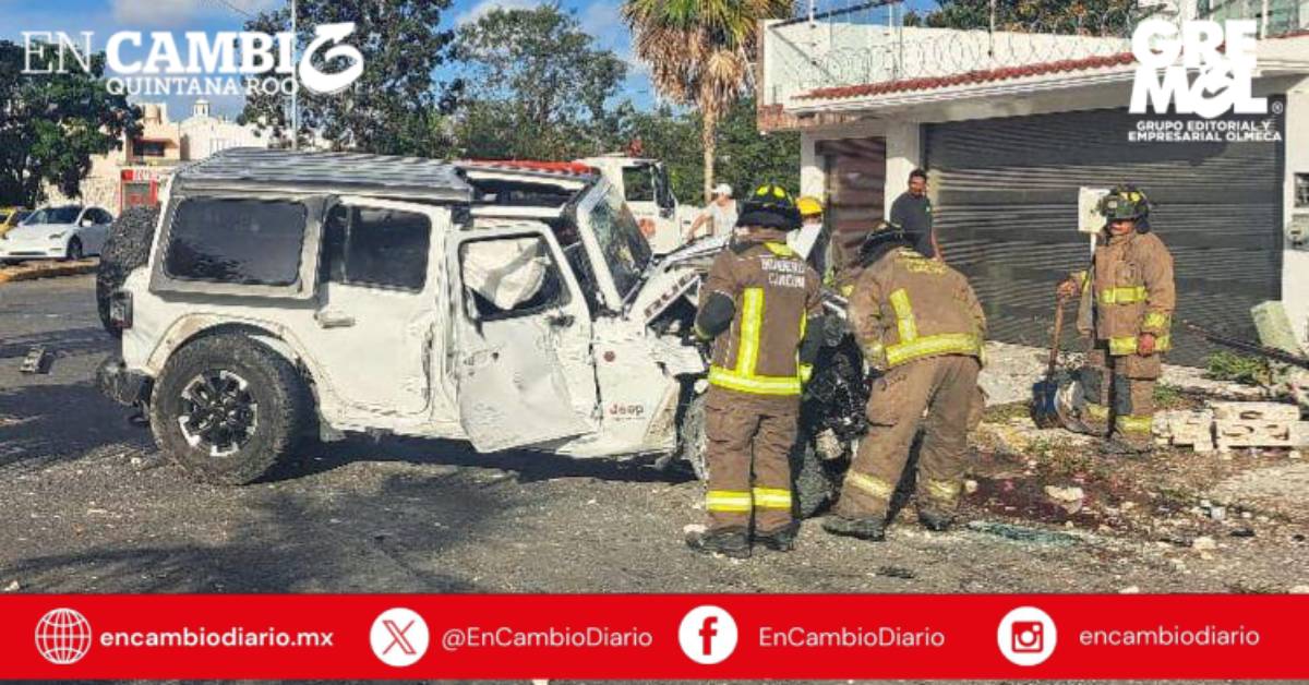 Conductor choca contra una casa en Santa Fe y huye, en Cancún