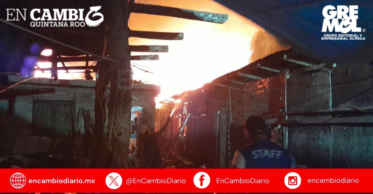 Incendio devasta viviendas en colonia irregular de Tulum