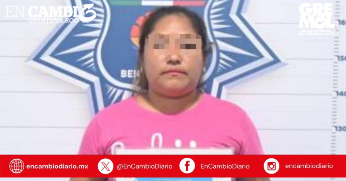 Mujer es detenida por robar latas de leche en supermercado de Cancún