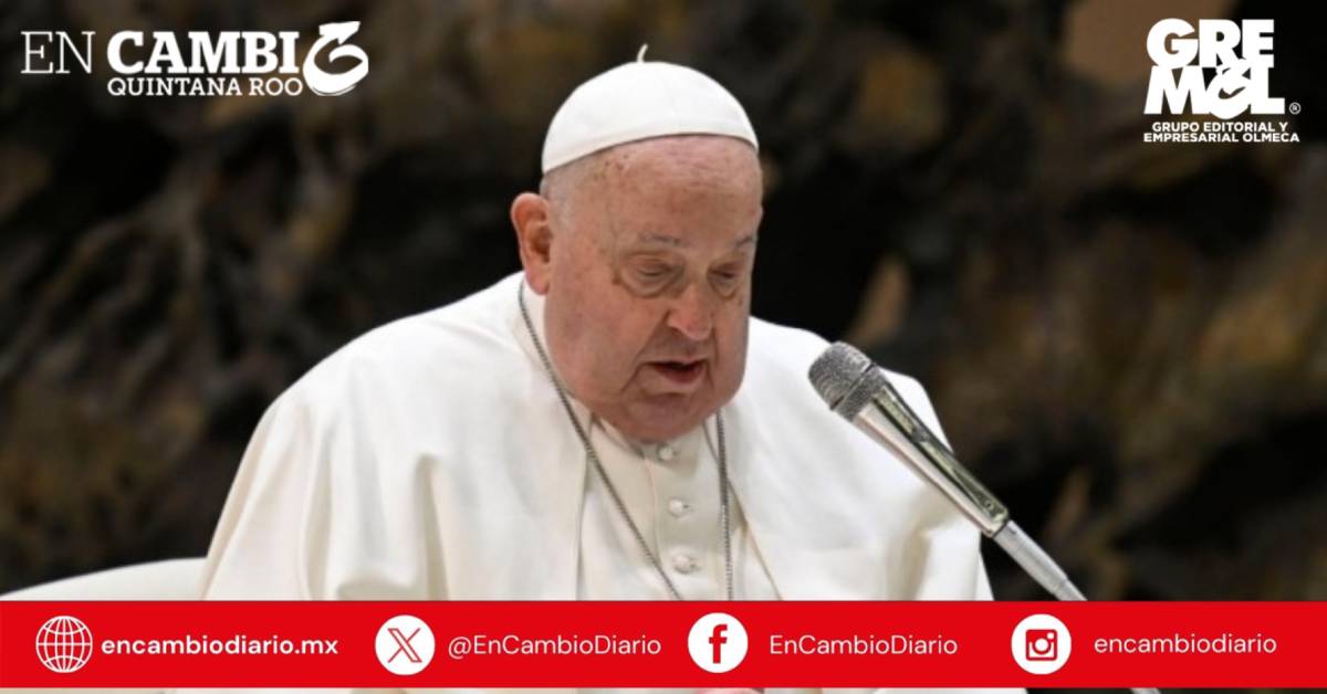 Papa Francisco pide “desarmar la Tierra”, desde el hospital y hace un llamado a la paz