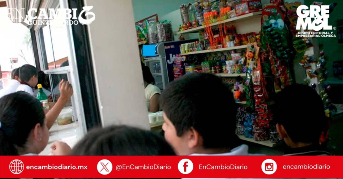 SEP refuerza estrategia para eliminar venta de comida “chatarra” en escuelas