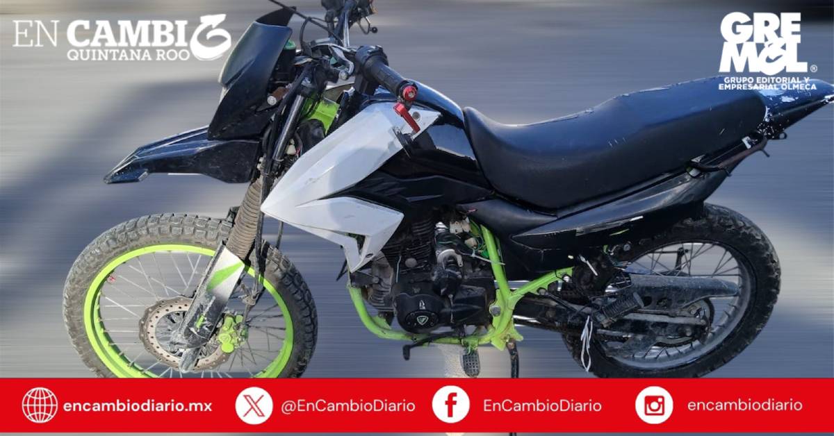 Detienen a dos hombres con motocicletas robadas en Cancún