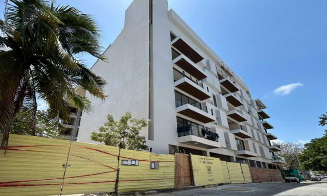 Albañil muere tras caer de  15 metros en obra de construcción en Playa del Carmen