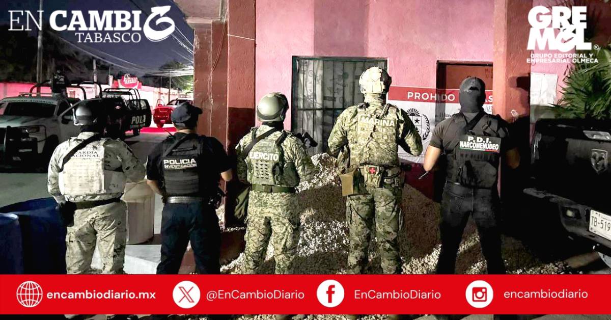 Operativo en Cancún deja cuatro detenidos y el aseguramiento de drogas, armas y vehículos robados