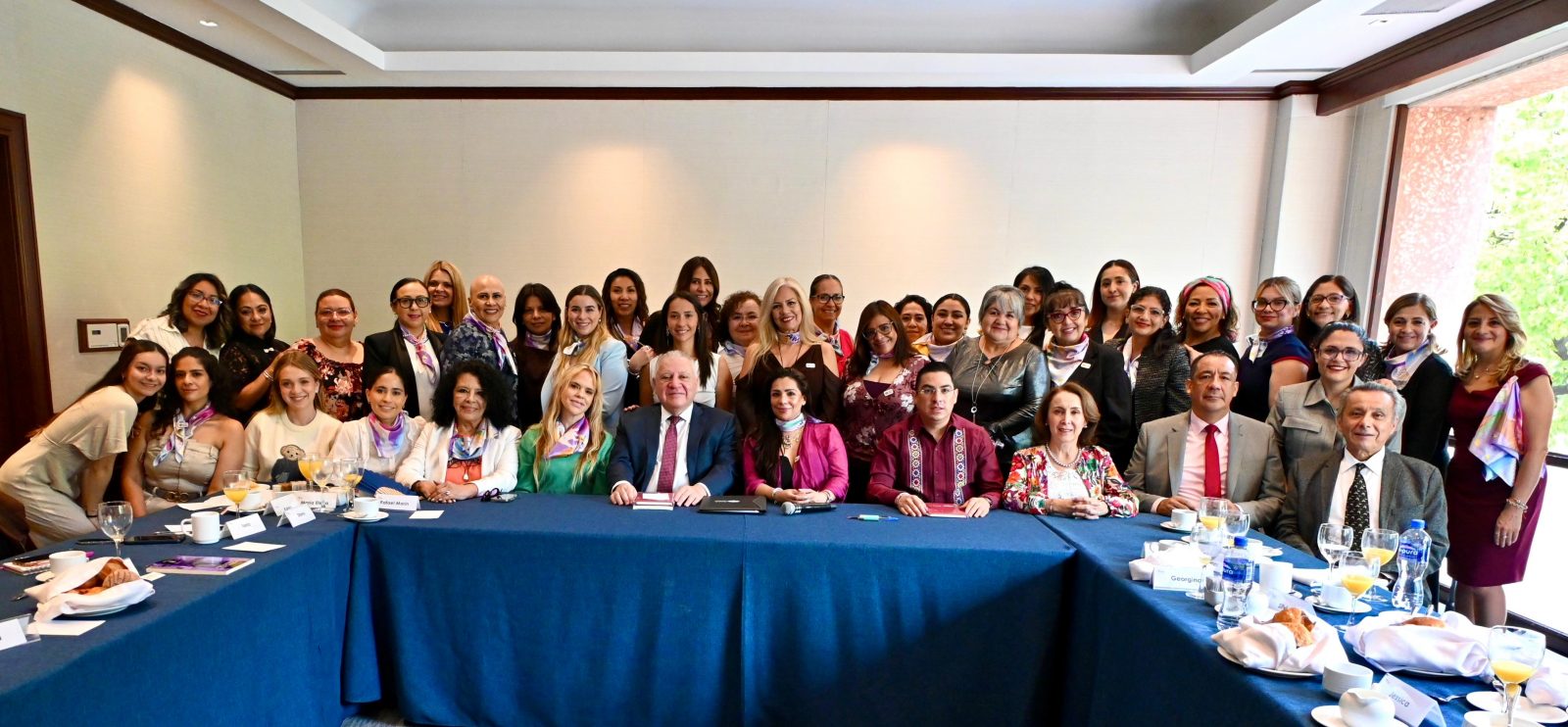 La Agencia Nacional de Aduanas de México y la Asociación de Mujeres Aduaneras refrendan su compromiso con una aduana moderna, transparente y eficiente