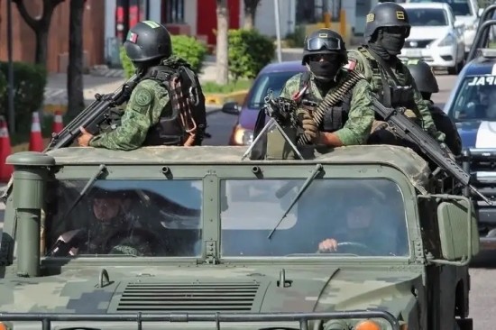 Enfrentamiento entre federales y grupos delictivos: ¡Culiacán en llamas!