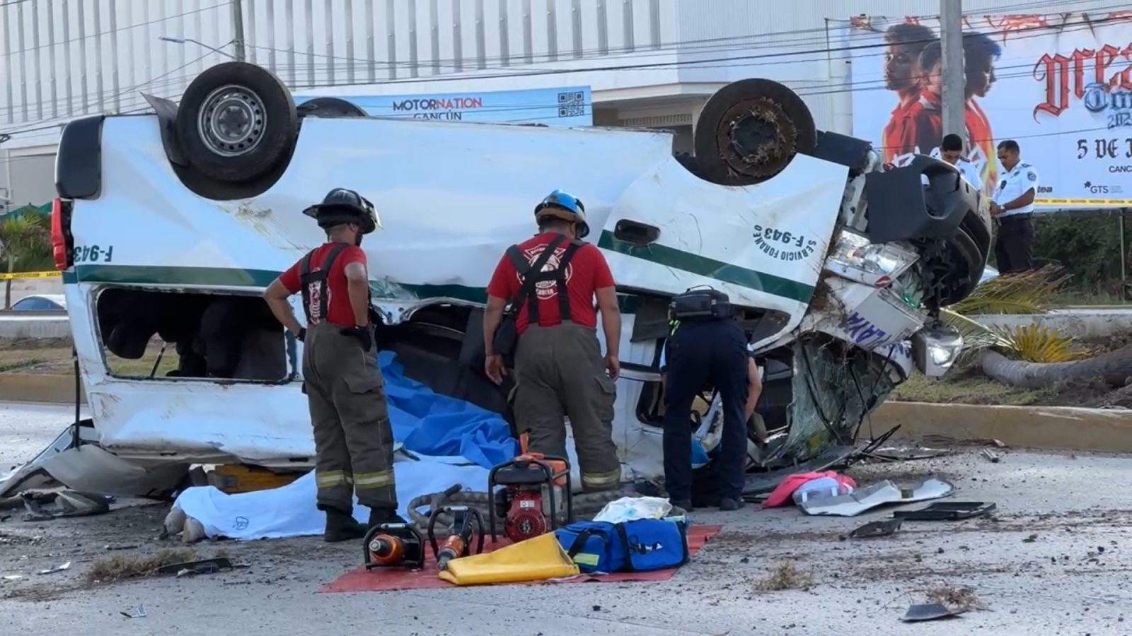 Choque en Cancún deja muertos