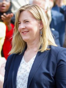 Melissa Hortman, de 55 años, fue una destacada líder del Partido Demócrata-Campesino-Laborista de Minnesota
