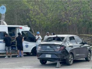 La víctima intentó huir, pero colisionó contra un vehículo