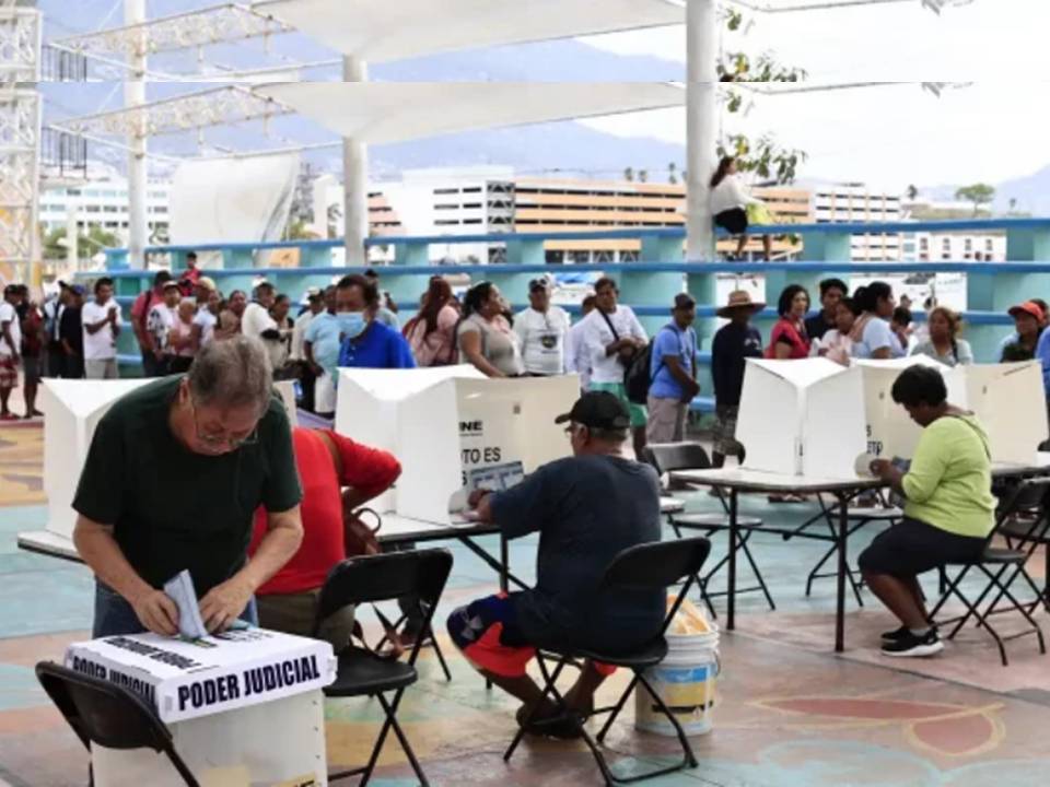 Los comicios no fueron democráticos: afirman expresidentes