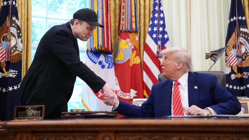Elon Musk se disculpa con Trump 