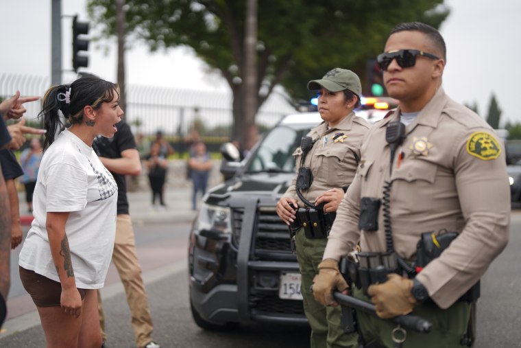 Cacería de mexicanos en LA ¿Qué está ocurriendo en Los Ángeles?