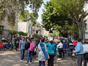La CNTE ha anunciado que mantendrá el paro indefinido y el plantón en el Zócalo