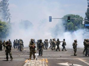 La Ley de Insurrección de 1807 permite al presidente desplegar fuerzas militares en casos de rebelión o insurrección