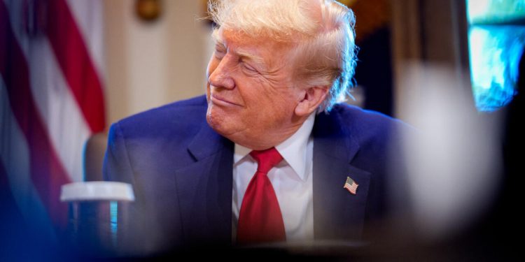 Trump es diagnosticado con insuficiencia venosa crónica: vocera aclara estado de salud.