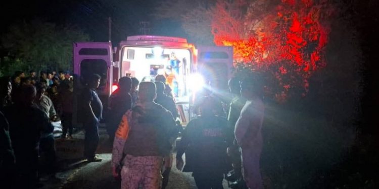 Caída de autobús a río en Guerrero: 9 muertos y 16 heridos