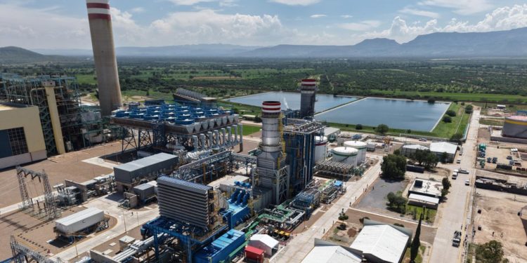 Construir 60 centrales de ciclo combinado de CFE: el compromiso de Claudia Sheinbaum