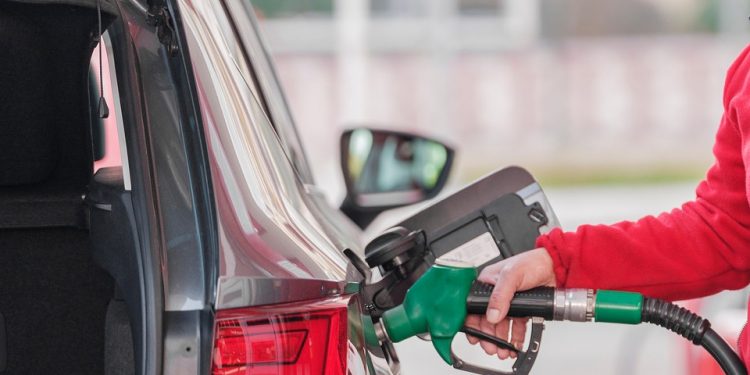 Pensiones millonarias en PEMEX podrían cancelarse