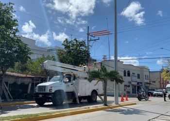 Quejas contra la CFE en Playa del Carmen