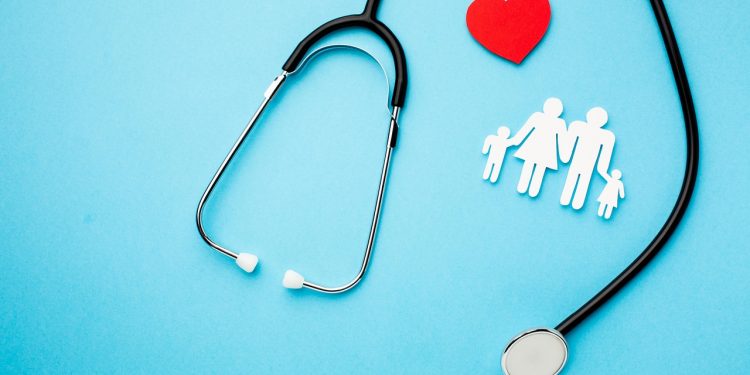 IMSS al borde de la insolvencia financiera