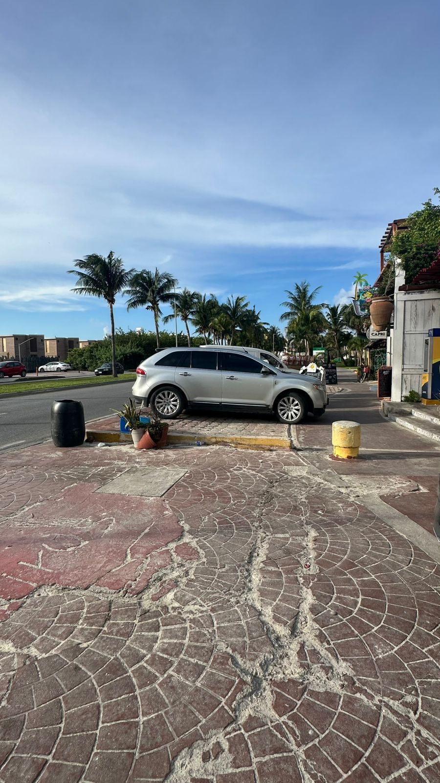 Zona Hotelera de Cancún en malas condiciones
