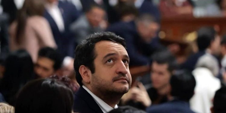 Andy López Beltrán no asiste al Consejo Nacional de Morena y genera preguntas internas