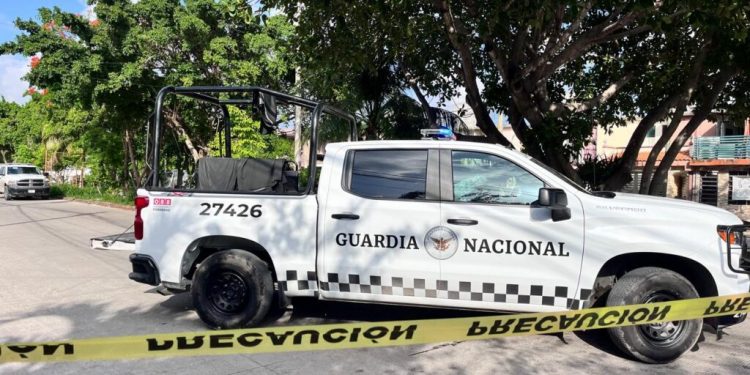Escapan cubanos de sus captores en Cancún y piden auxilio a al Guardia Nacional