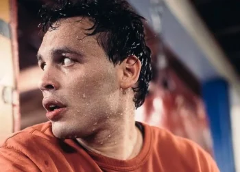 Juez niega suspender orden contra Chávez Jr.