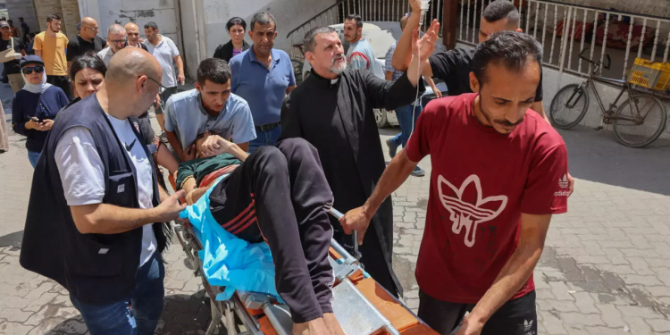 Bombardea Israel Iglesia en Gaza