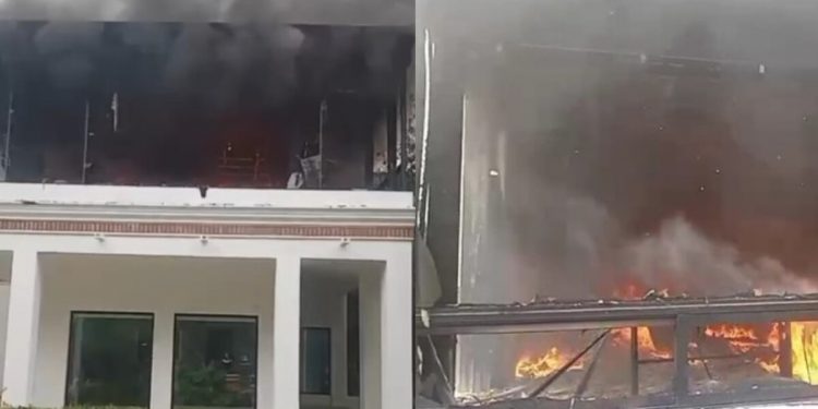 Incendian casa del Bronco en Nuevo León