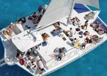 Niña uruguaya falleció en Cancún: tragedia en el catamarán escolar