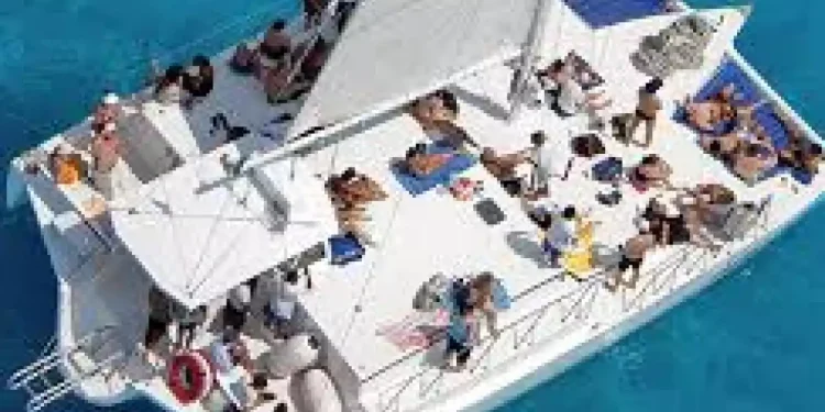 Niña uruguaya falleció en Cancún: tragedia en el catamarán escolar