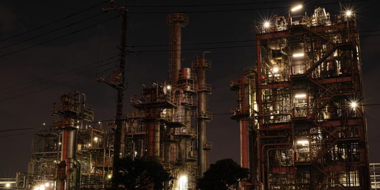 Impagos de PEMEX ponen en peligro a la industria