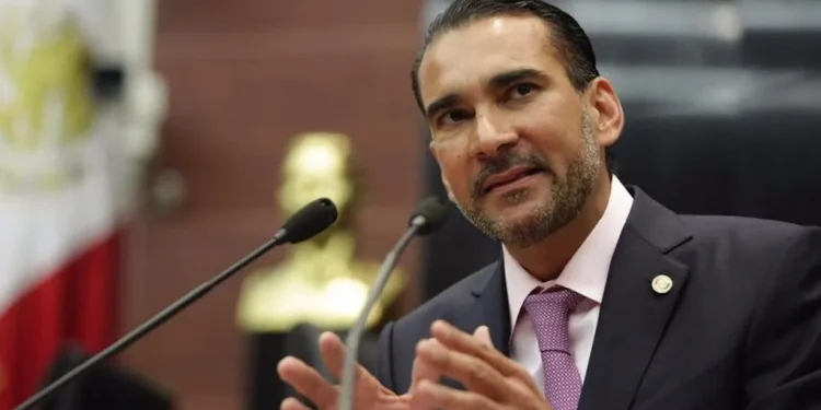 PVE: En Morena son corruptos, acusa senador del Verde y agrava tensión interna