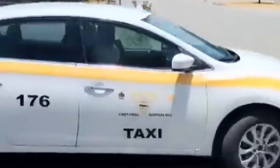 Taxistas vándalos en Chetumal provocan incidente al pinchar llantas frente a McDonald’s