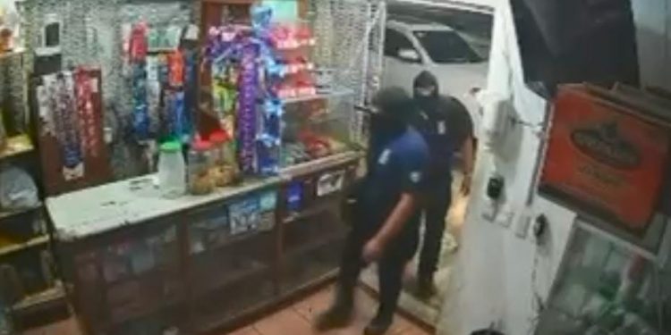 Denuncian abusos de agentes de la Fiscalía de Quintana Roo durante cateos