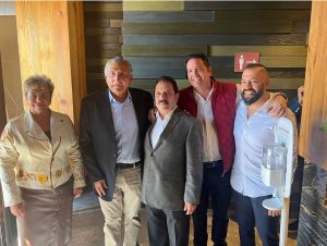 “El Ganso” fue evidenciado en 2024 por Latin Us, por ganar contratos por 410 millones de pesos con su empresa Proyectos, Obras y Suministros del Sureste S. A. de C. V.,