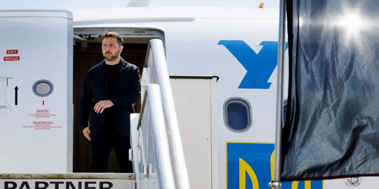 Con refuerzos llega Zelenski a la Casa Blanca y Europa responde