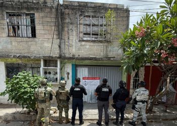 Caen cinco narcomenudistas tras cateos en Quintana Roo