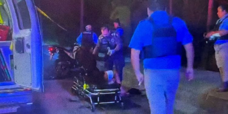 Pareja de jóvenes resultó herida tras ataque en la Zona Hotelera: circulaban en motocicleta por la avenida Bonampak