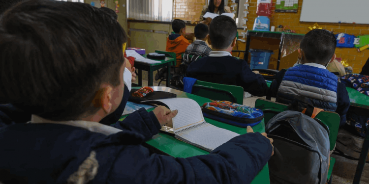 ¿La CURP Biométrica será obligatoria para inscripción escolar?