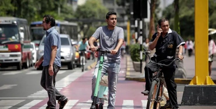 Playa del Carmen regulará el uso de scooters eléctricos ante su creciente popularidad