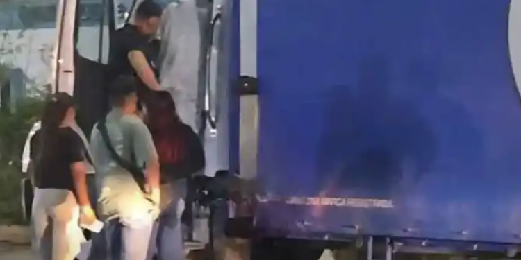 Repartidor de Pepsi fallece dentro de su camión en la Región 258 de Cancún