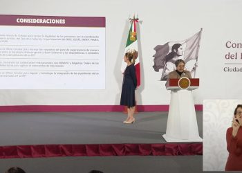 Gobierno analiza cambios constitucionales por Pensiones millonarias en Pemex y LyF